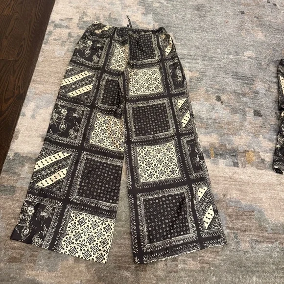 NWT Kith Michu Batik Block Print Set - Picture 8 of 16